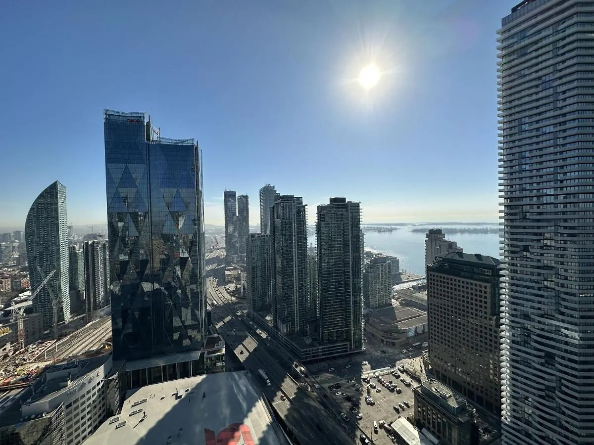 아파트 Luxury Downtown Toronto 2 Bedroom Suite With City And Lake Views And Free Parking 캐나다